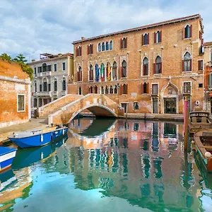 Palazzo Marcello Al Sole Ξενοδοχείο